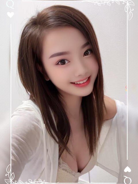 新人すみれちゃん